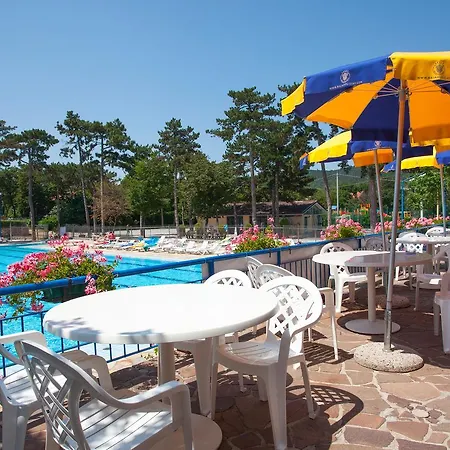 Camping Mare Pineta - Campings.Com